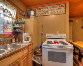 Panther Creek Cabins - Cherokee