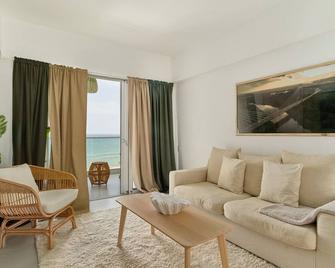 Caribbean Sunset Break Beachfront Apt. - Juan Dolio - Salon