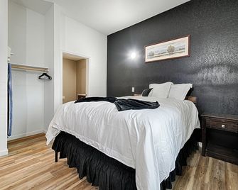 Hotel Dilley Grand - Dilley
