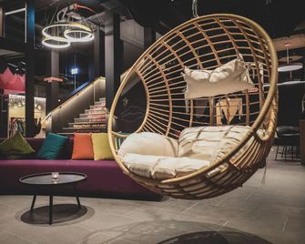 Aves Hotel & Apartment Arosa - Arosa - Lounge