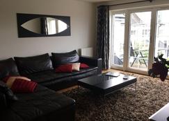 Castlefield Apartment Free Parking - Inverness - Wohnzimmer