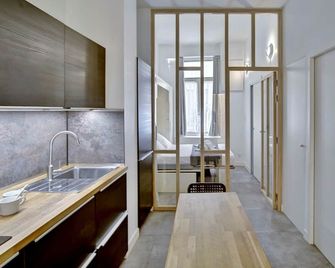 Le Well Done - Joli T2 avec terrasse - Bordeaux - Cucina