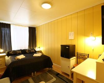 Barents Frokosthotell - Kirkenes - Bedroom