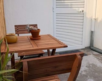 Complete studio in Ponta Delgada - Ponta Delgada - Patio