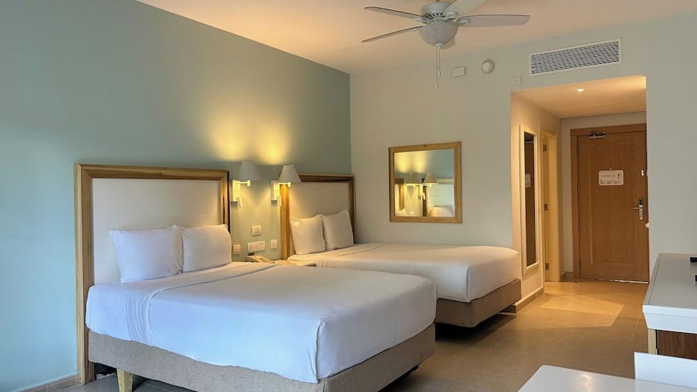 Iberostar Waves Punta Cana