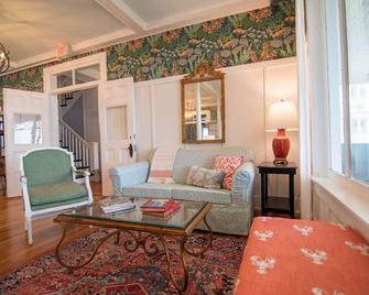 Ocean House Hotel & Motel - Old Orchard Beach - Huiskamer