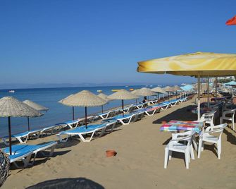 Megaş Hotel - Ayvalik - Plaża