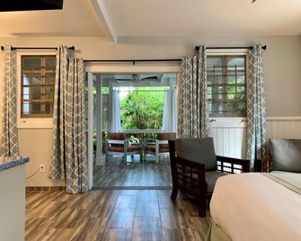 Douglas House - Key West