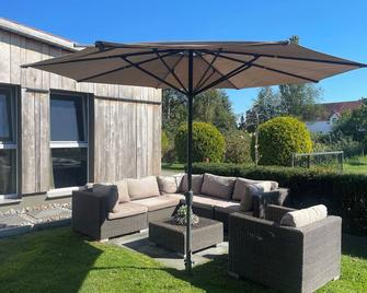 Ferienhaus in Ostseenähe für 4 Personen - Rövershagen - Patio