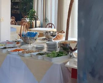Hotel Colibrì - Finale Ligure - Μπουφές
