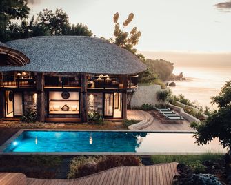 Suarga Padang Padang - South Kuta - Piscina