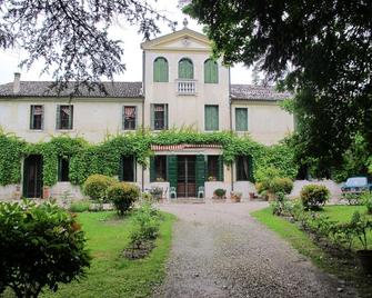 B&B Villa Gradenigo - San Pietro di Feletto - Edificio