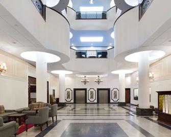 Wyndham Garden Hotel Baronne Plaza - New Orleans - Lobby