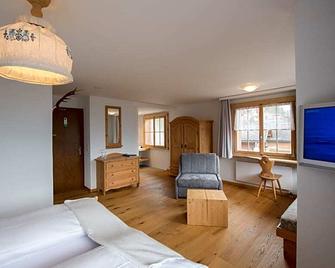Hotel Garni Postigliun Andiast - Andiast - Ložnice
