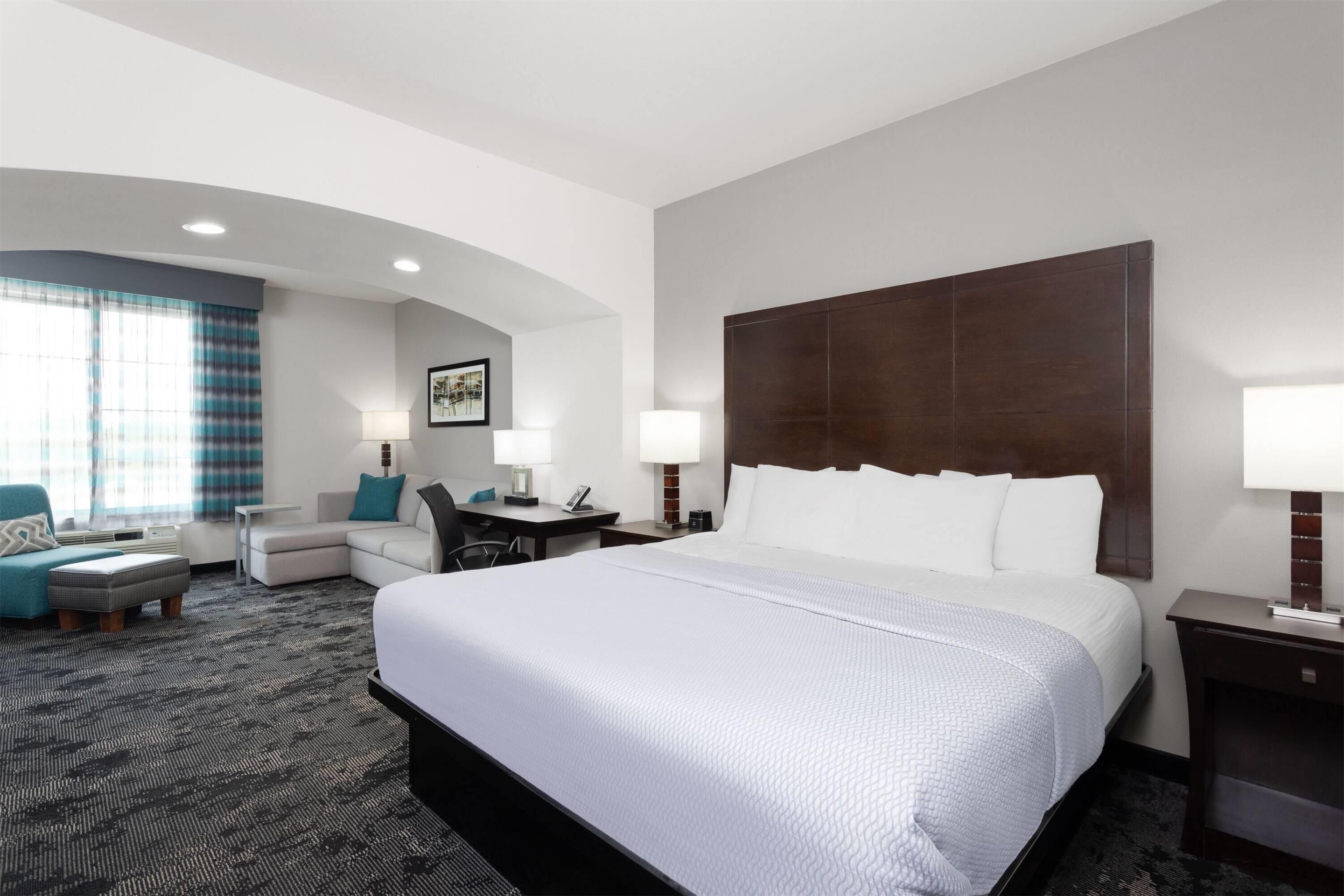 La Quinta Inn & Suites by Wyndham Columbus - Edinburgh - Columbus - Ložnice