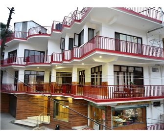 Hotel Akash - Luxury Hotel In Mcleodganj - Dharamshala - Edificio