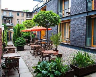 Hotel zum Hofmaler - Potsdam - Patio