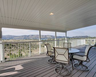 Spacious Canyon Ferry Lake House With Ba - Helena - Balcón