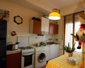 Affittacamere La Casa Di Elide - Arezzo - Küche