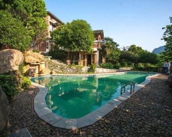 Riverside Retreat Hotel - Guilin