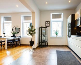 Exklusive Apartments in Kieler City - Kiel - Comedor