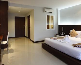 Nize Hotel - Ratsada - Bedroom