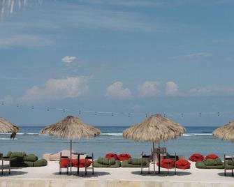 لومي هوتل - Gili Trawangan - شاطئ