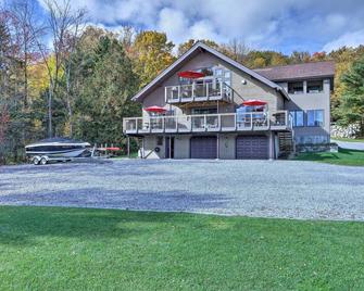 Bolton Landing Suite w/ Deck, Lake George Access - Bolton Landing - Building