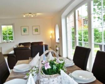 Mittsommer - Wirdum - Comedor