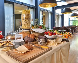 Best Western Falck Village Hotel - Sesto San Giovanni - Buffet