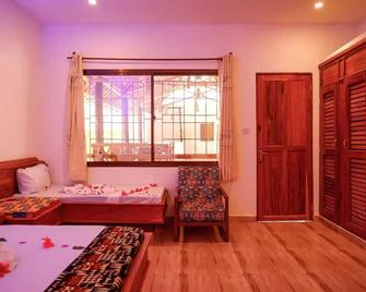 Spacious Triple Room no3 in Nungwi near the beach - Nungwi - Chambre