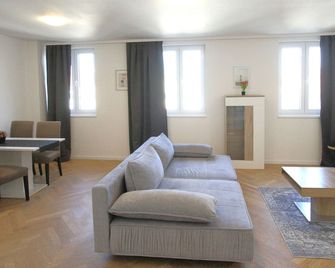 Margot - Vienna - Phòng khách