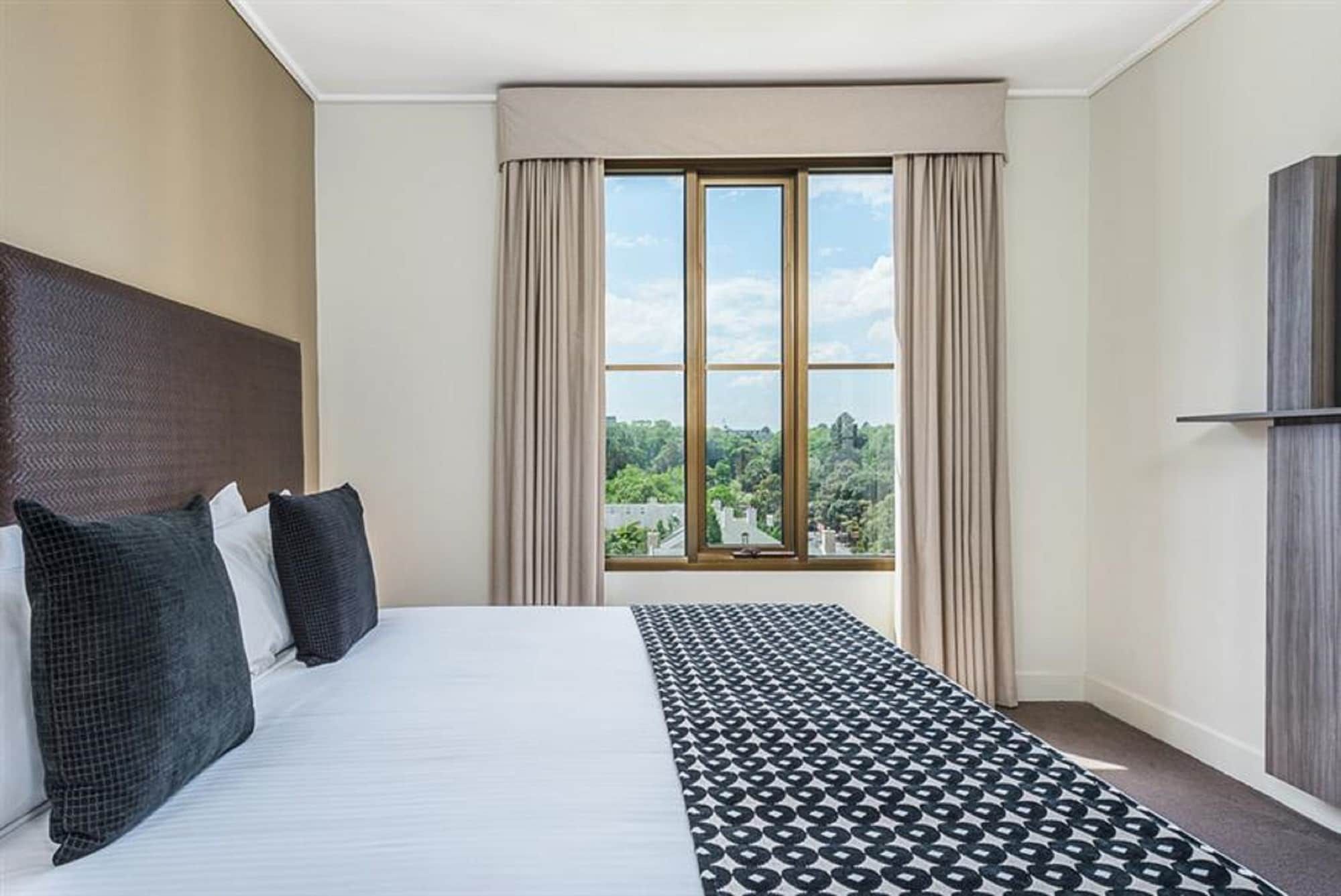 Mantra on Jolimont Melbourne - Melbourne - Bedroom