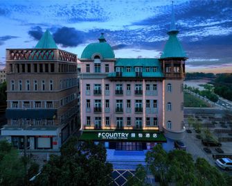 Country Inn & Suites by Radisson Changde Liuye Lake - Changde - Building