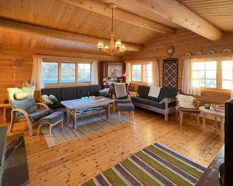 Awesome Home In Venabygd With Sauna - Venabygd - Sala de estar