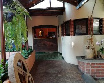 Hotel Ciudad Vieja - Ciudad de Guatemala