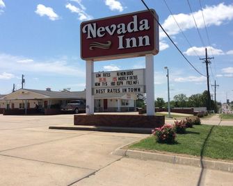 Nevada Inn - Nevada - Building
