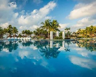 The Mayan Palace Suite @ Riviera Maya 6+ guests - Puerto Aventuras - Pool