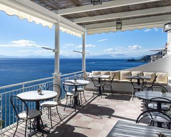 Maresca Hotel Praiano - Praiano - Balcón