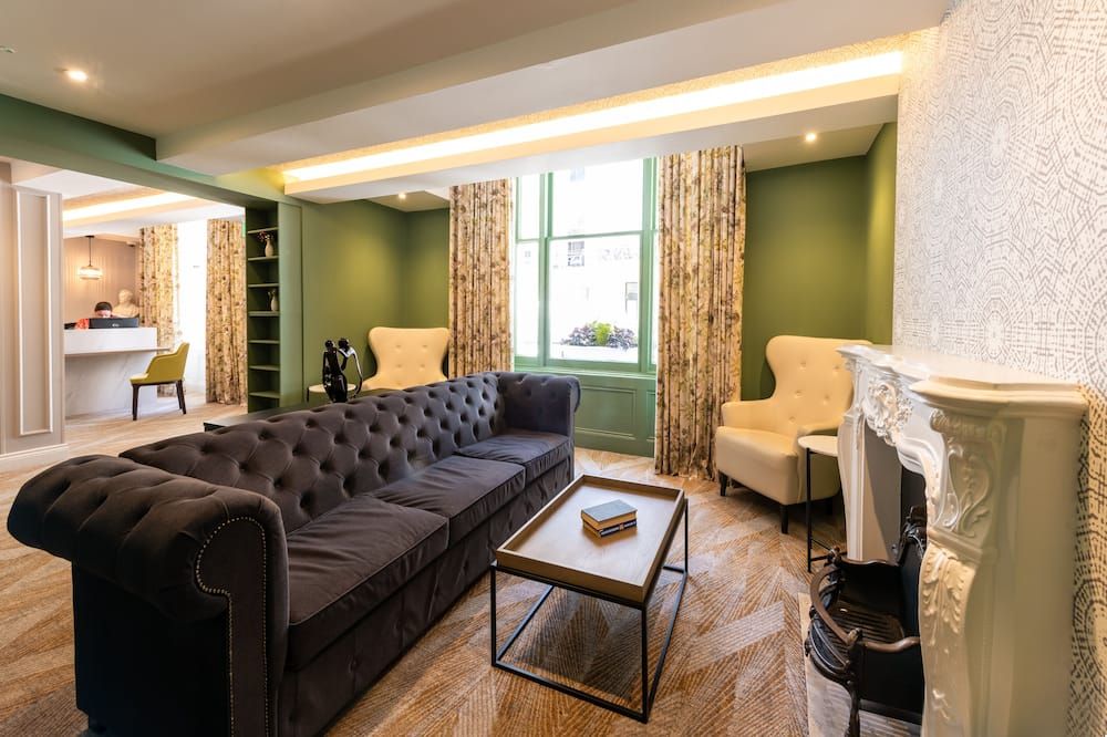 فندق بايرون