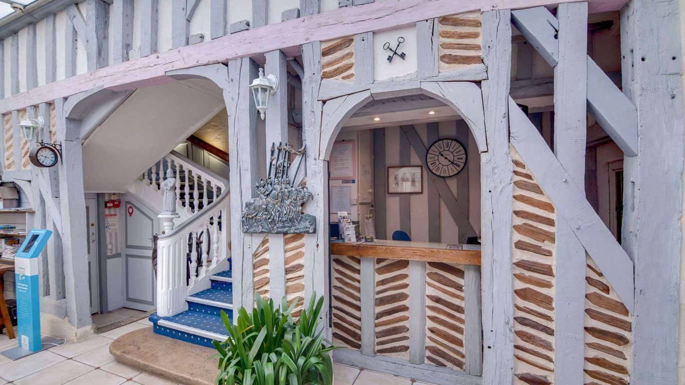 Brit Hotel Comtes De Champagne - Troyes Centre Historique