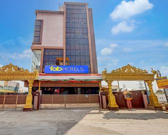 Fabhotel Na Grand - Čennaí - Budova