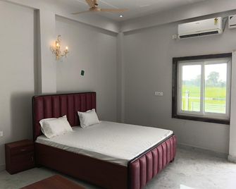 Wishotel Resort Emerald Safari - Deoria - Bedroom