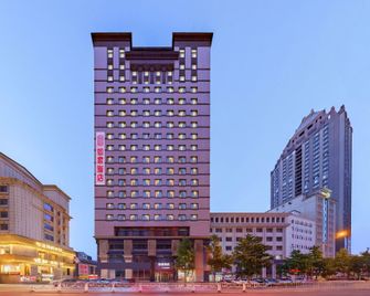 Home Inn Neo Dalian People's Square Xinkai Road Dongguan Street - Dalian - Edificio