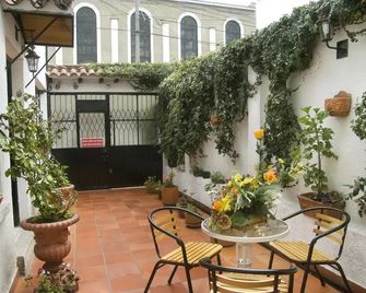 Colombia at Home - Bogotá - Patio