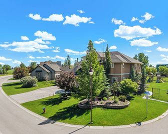Spacious Basement Suite Ideal for Families - Okotoks - Buiten zicht