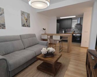 Mimosa 4 con terraza - tucasaenlospirineos - Escarrilla - Sala de estar