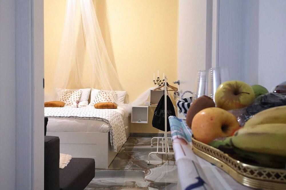 B&b In Central Taranto With Private Bathroom And Cromoterapy - טרנטו - חדר שינה