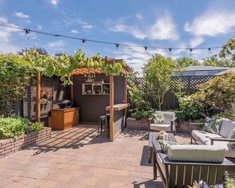 The Garden Haven in Fendalton - Christchurch - Pati