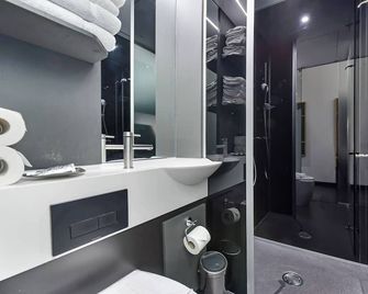 The Z Hotel Covent Garden - לונדון - חדר רחצה
